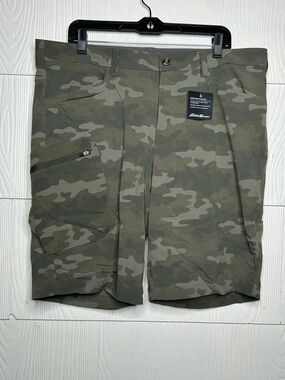Eddie Bauer Olive Camo Cargo Shorts
